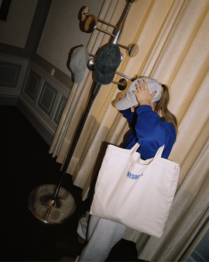 Tote bag
